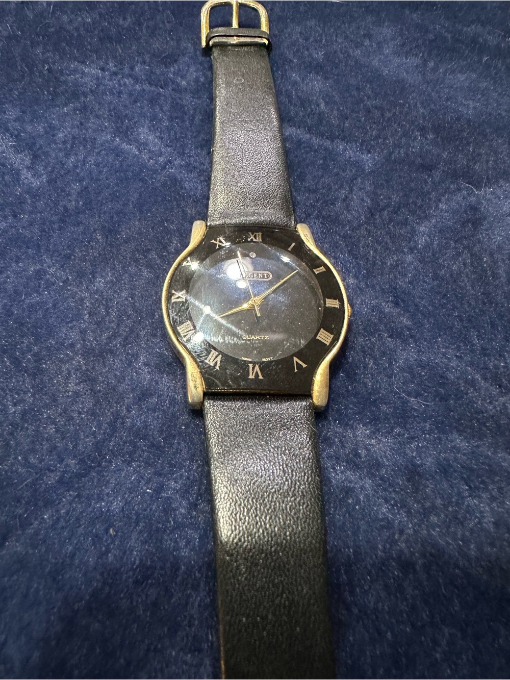 Regent Black and Gold Quartz Wristwatch